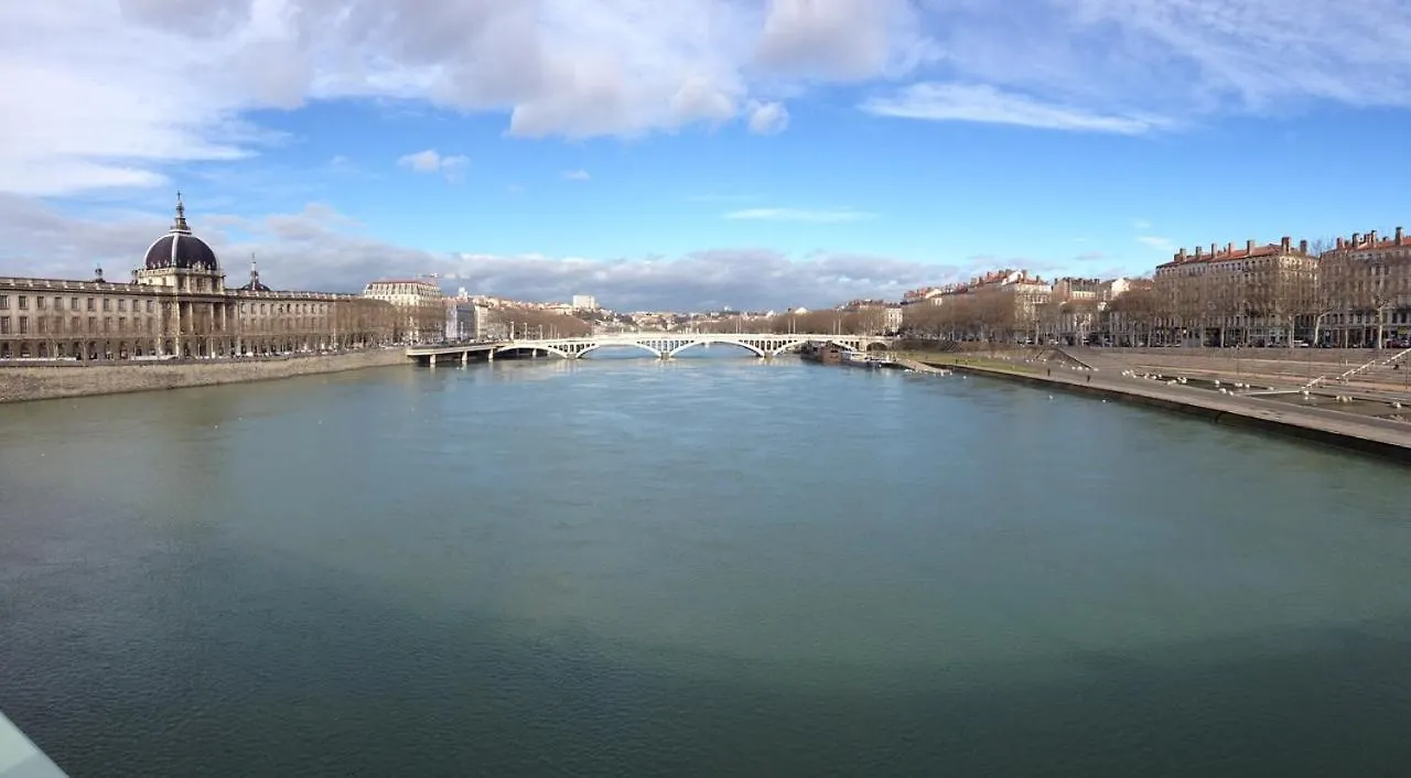 شقة Duplex Industriel Au Coeur De ليون